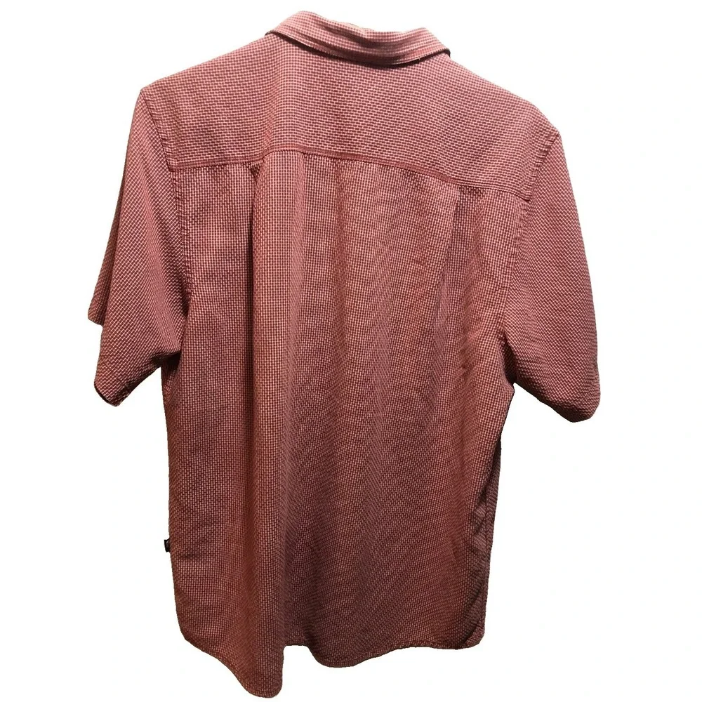 The North Face Men's Auburn-Red- Casual Button shirt Size Large - short Sleeves